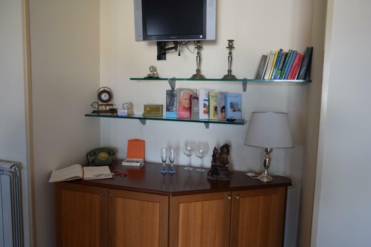 Bed &Breakfast Pinetamare Bed and Breakfast Castel Volturno Εξωτερικό φωτογραφία