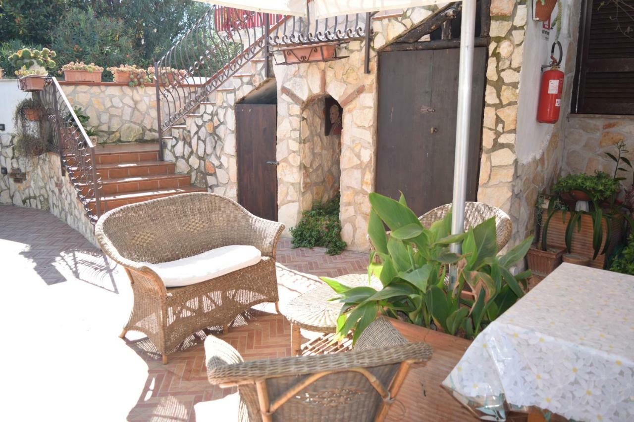 Bed &Breakfast Pinetamare Bed and Breakfast Castel Volturno Εξωτερικό φωτογραφία