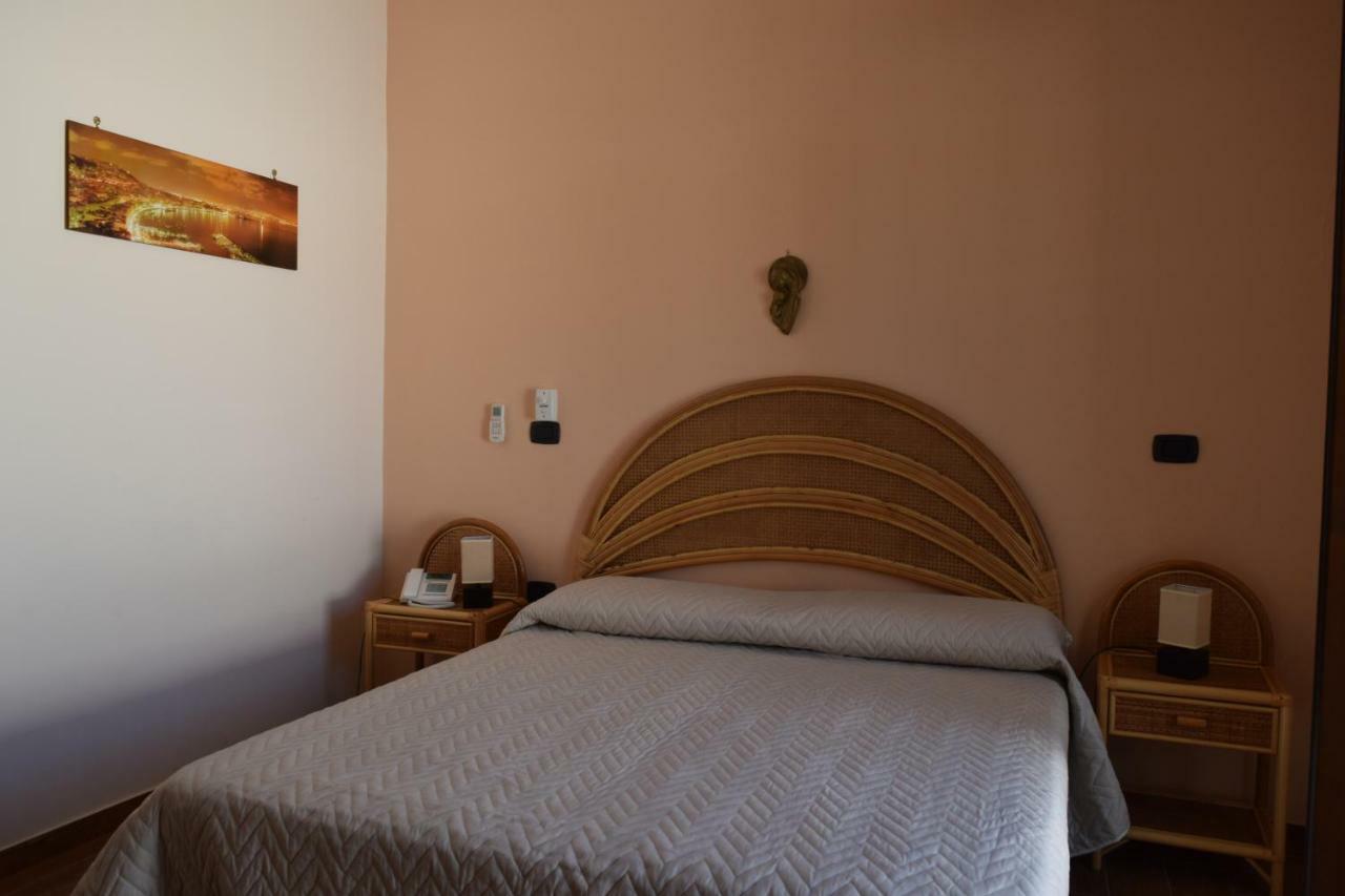 Bed &Breakfast Pinetamare Bed and Breakfast Castel Volturno Εξωτερικό φωτογραφία
